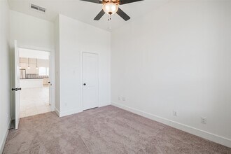 1547 Cathedral Bend Drive in Sienna, TX - Building Photo - Building Photo