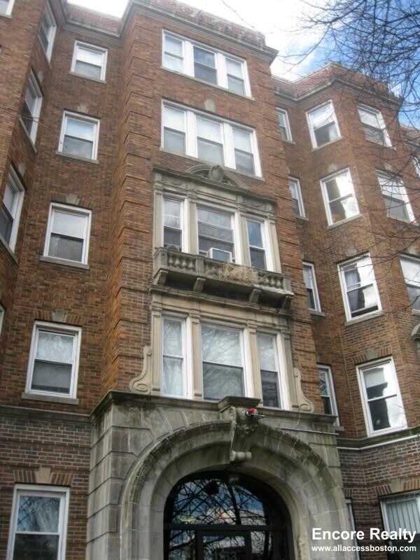 property at 1179 Boylston St