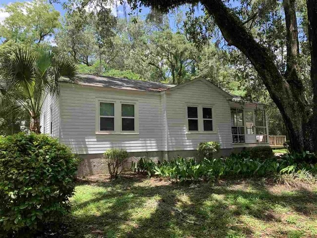 property at 128 Westridge Dr