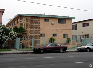 13126 S Vermont Ave in Gardena, CA - Building Photo - Building Photo