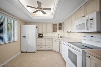 415 Augusta Blvd in Naples, FL - Building Photo - Building Photo