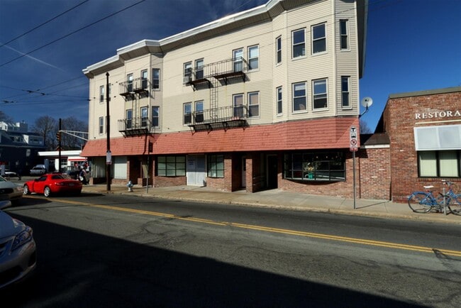 193 Concord Ave, Unit #12 in Cambridge, MA - Building Photo - Building Photo