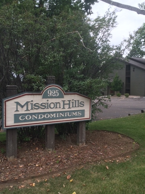 property at 925 Columbia Rd