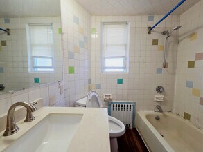 78 Falcon St, Unit 1 in Boston, MA - Building Photo - Building Photo