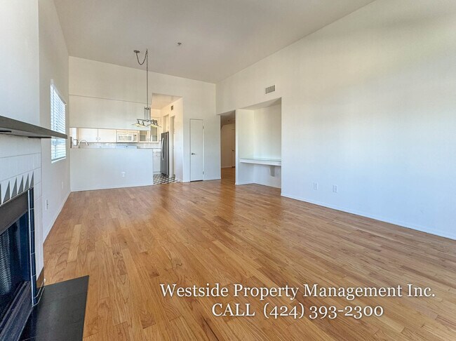 133 S Flores St in Los Angeles, CA - Building Photo - Building Photo