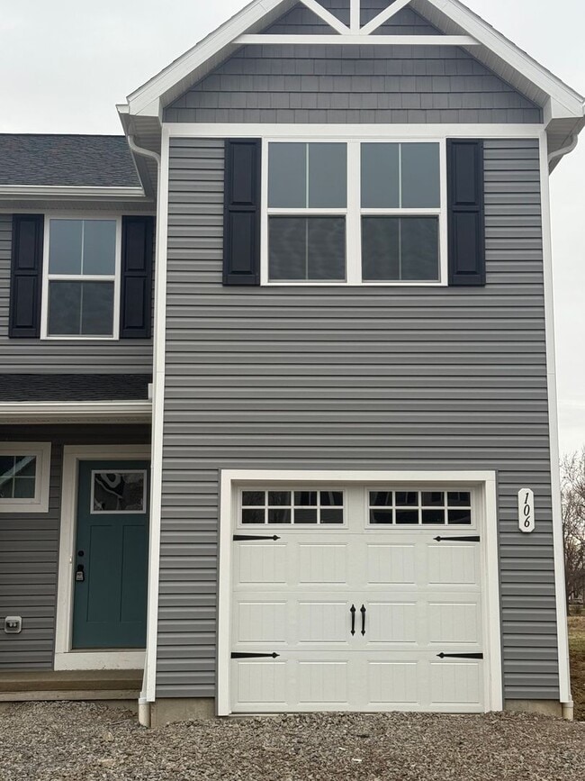 106 South Dr in Lackawanna, NY - Building Photo - Building Photo