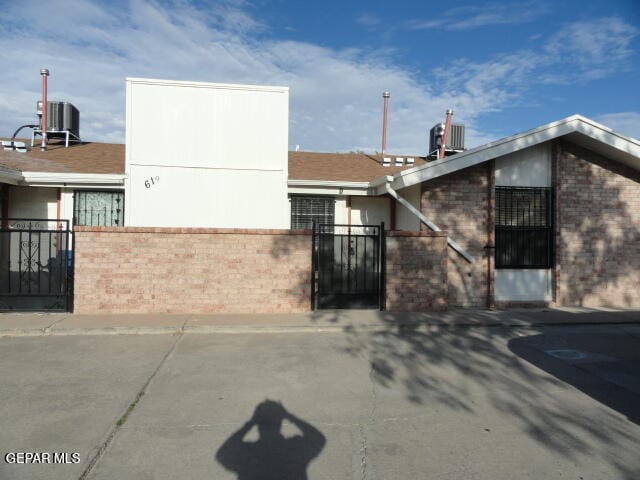 property at 619 White Cliffs Dr