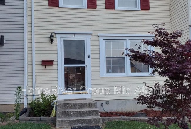 property at 16 Duchess Ct