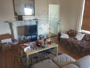 15 Higgins St, Unit 2 in Boston, MA - Building Photo - Building Photo