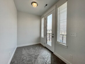 13128 Keegan Dr, Unit 202 in Herriman, UT - Foto de edificio - Building Photo