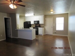 8 Eagles Nest Cove in Vilonia, AR - Building Photo - Building Photo