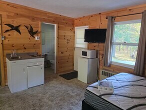T Bird Country Apartments in Hazelhurst, WI - Building Photo - Building Photo