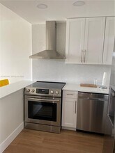 8465 Sunrise Lakes Blvd in Sunrise, FL - Building Photo - Building Photo