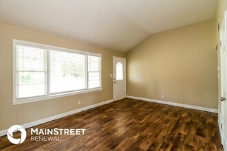 9411 Dalton Dr in Louisville, KY - Building Photo - Building Photo