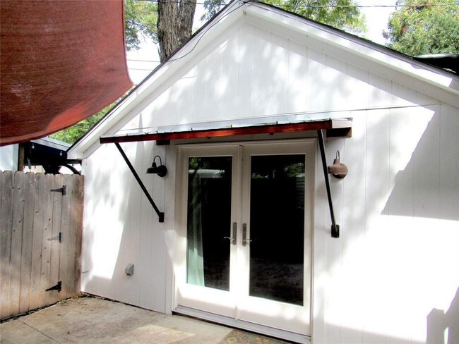 property at 4506 Avenue B