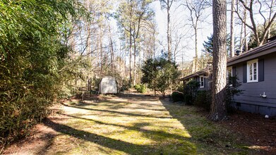 4061 Lower Roswell Rd in Marietta, GA - Building Photo - Building Photo