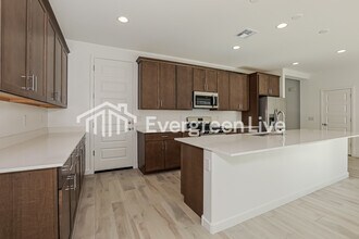 10135 E Ulysses Ave in Mesa, AZ - Building Photo - Building Photo