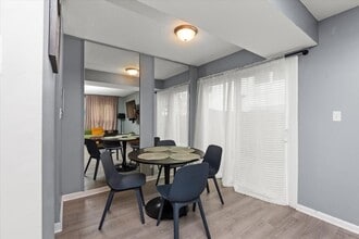 15 N Fernwood Dr in Bolingbrook, IL - Building Photo - Building Photo