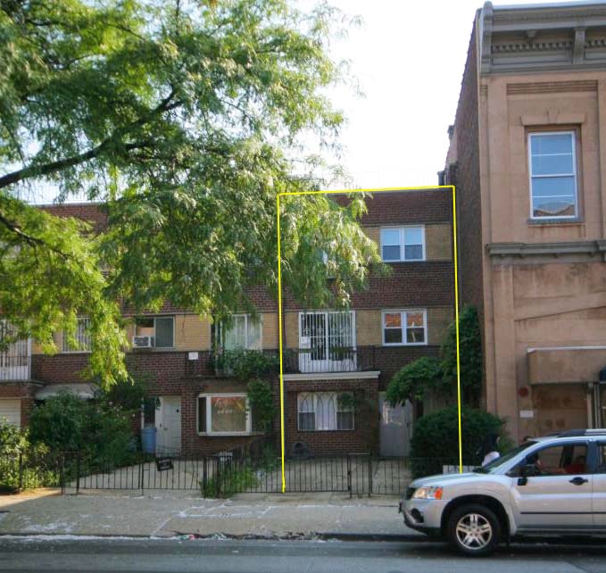 Astoria Duplex Apartment in Astoria, NY - Building Photo