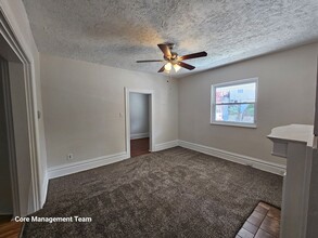 505 Marie Ave in Pittsburgh, PA - Building Photo - Building Photo