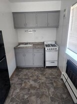 6535 Beloit Rd in West Allis, WI - Building Photo