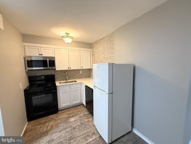 1200 Marlton Pike in Cherry Hill Township, NJ - Building Photo - Building Photo