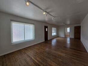 802 Agua Fria St in Santa Fe, NM - Building Photo - Building Photo