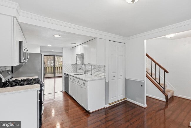 5497 Endicott Ln in Columbia, MD - Building Photo - Building Photo