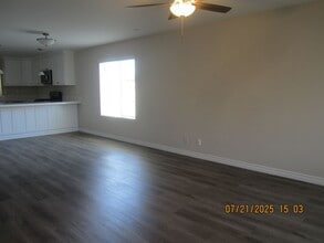 1593 Hillcrest Ave in Riverside, CA - Building Photo - Building Photo