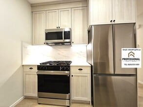 238 Orchards Blvd SW in Edmonton, AB - Building Photo - Building Photo