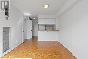 80 St Patrick St in Toronto, ON - Building Photo