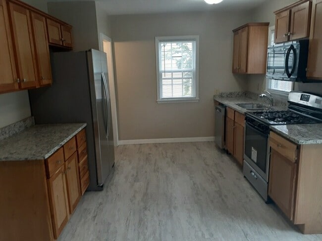 3419 Grimes Ave N in Minneapolis, MN - Building Photo - Building Photo
