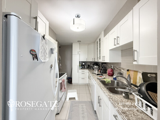 177 Linus Rd in Toronto, ON - Building Photo - Building Photo