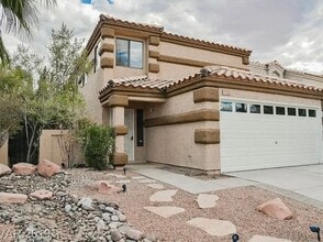 10029 Coral Sands Dr in Las Vegas, NV - Building Photo - Building Photo