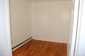 55 Wyona St in Brooklyn, NY - Building Photo - Building Photo