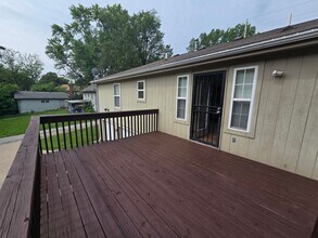 5521 Woodson Rd in Raytown, MO - Building Photo - Building Photo
