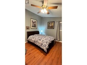 737 Robinson St in Coquitlam, BC - Building Photo - Building Photo