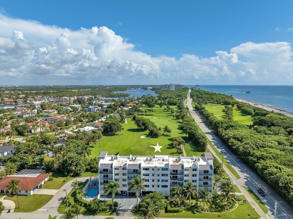601 N Ocean Blvd in Boca Raton, FL - Building Photo