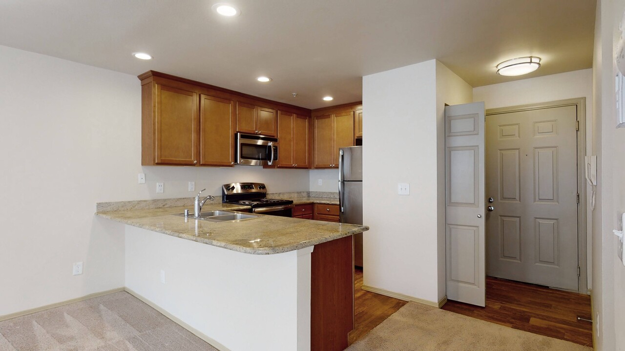 Windsong in Issaquah, WA - Building Photo