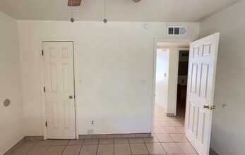917 Branson Ave in Las Cruces, NM - Building Photo - Building Photo