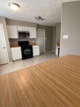 410 Reseda Dr in Webster, TX - Building Photo - Building Photo