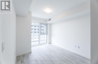 1010 Sandy Beach Rd in Pickering, ON - Building Photo - Building Photo