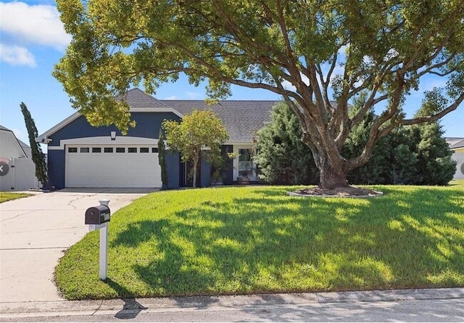 property at 5517 Loma Vista Dr E