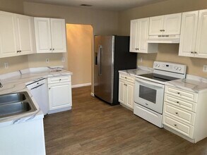 11 Westland Pine Ct in Columbia, SC - Building Photo - Building Photo