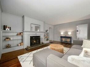 1637 SW Clifton St in Portland, OR - Building Photo - Building Photo
