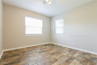 731 Cypress Ave in Venice, FL - Building Photo - Building Photo