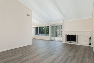 12555 Pomerado Ct in San Diego, CA - Building Photo - Building Photo