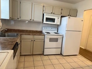 23 Florence Tollgate Pl, Unit 23-6 in Florence, NJ - Building Photo - Building Photo