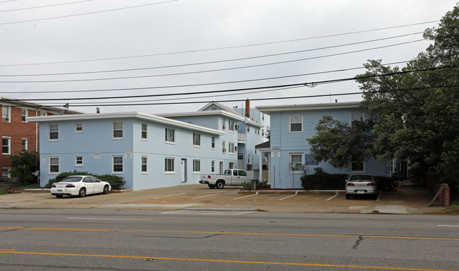 Fisherman's Cove in Norfolk, VA - Foto de edificio - Building Photo