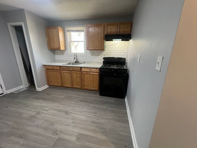 4000 Churchman Ave in Louisville, KY - Building Photo - Building Photo